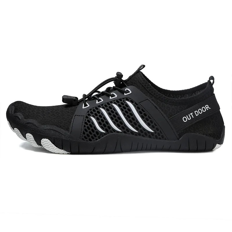 2025 New Outdoor Beach Running Shoes Lightweight and breathable solid color speed non-slip running shoes