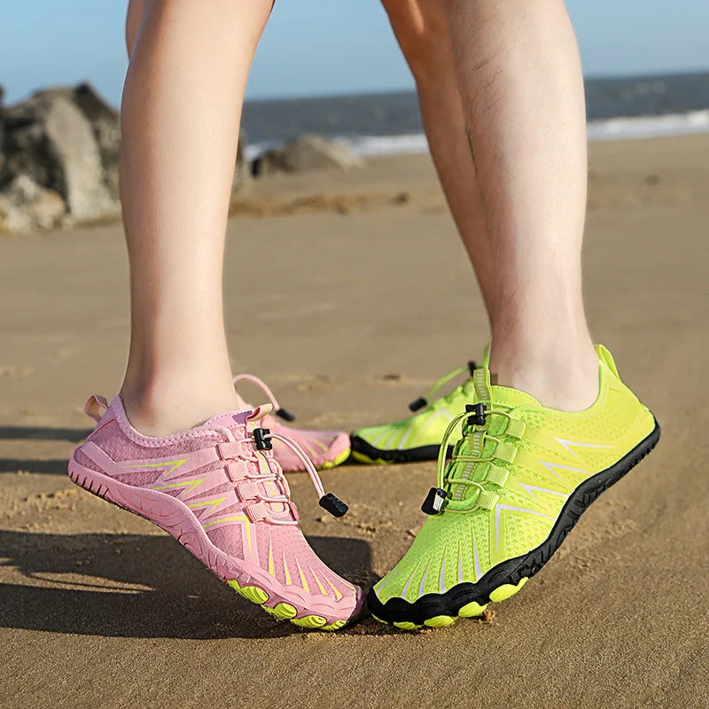 2025 New Outdoor Beach Running Shoes Lightweight and breathable solid color speed non-slip running shoes
