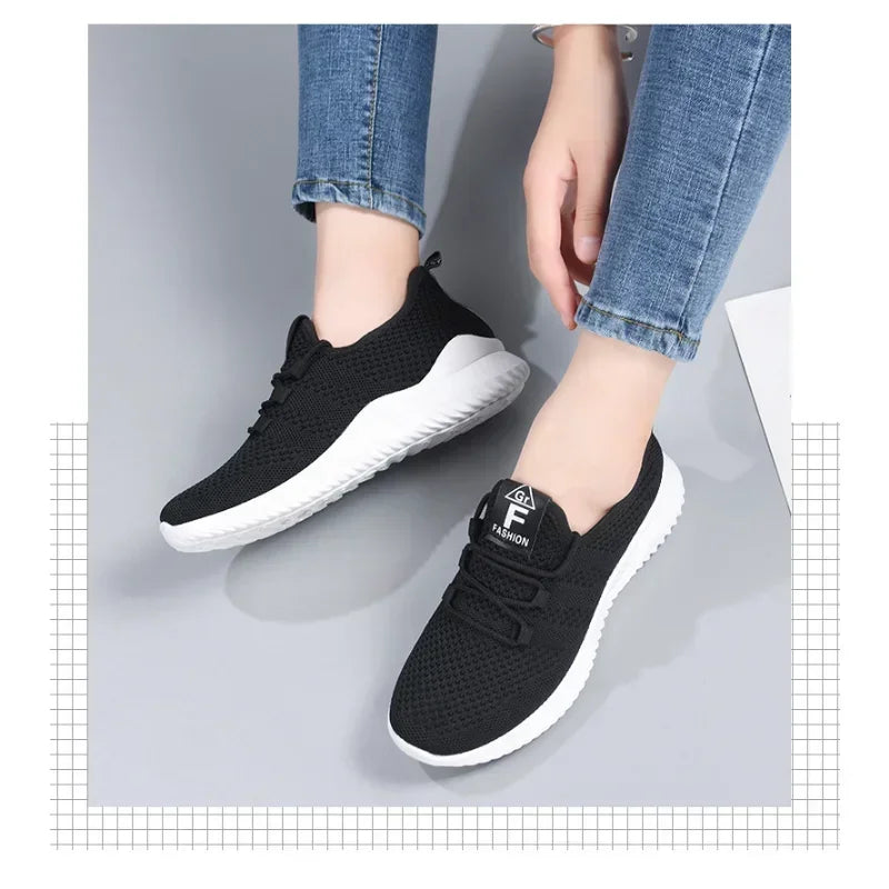 Chaussures de sport décontractées pour femmes en couleurs unies avec empeigne en tricot et semelles souples pour la course à pied, le tennis et les entraînements, idéales pour les voyages